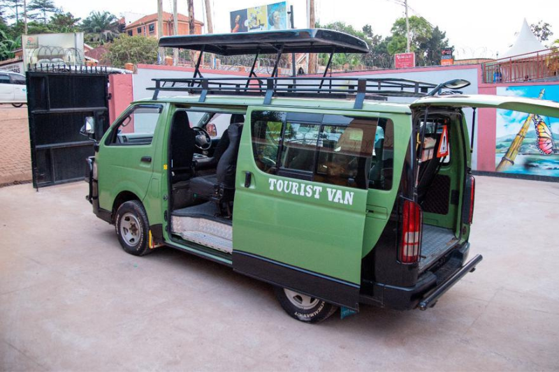 Andam Safaris transport van